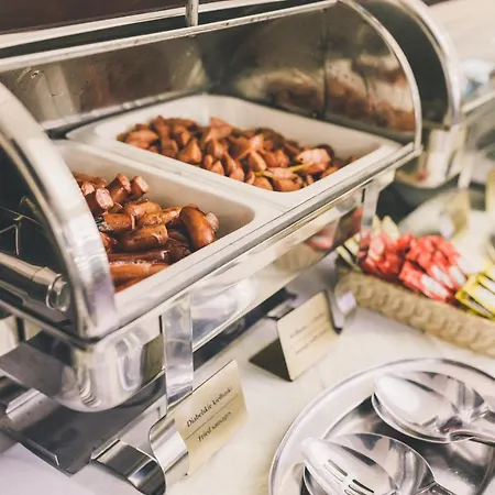 查尔达施spa及康体酒店 4*