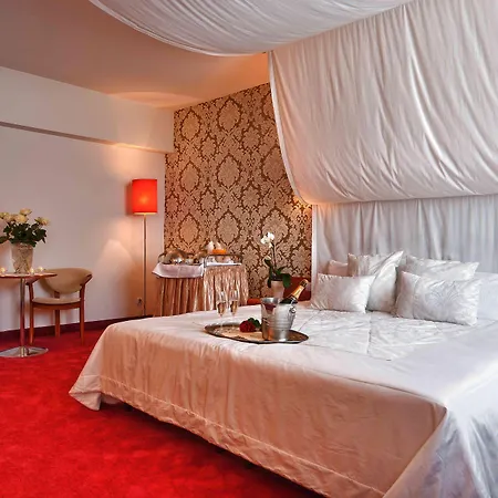 Czardasz Spa&wellness Szálloda 4*