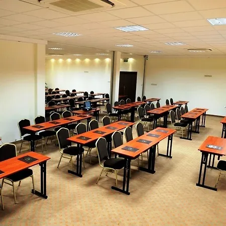 查尔达施spa及康体酒店 酒店