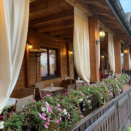 查尔达施spa及康体酒店 4*