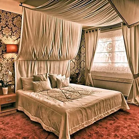 فندق Czardasz & Wellness
